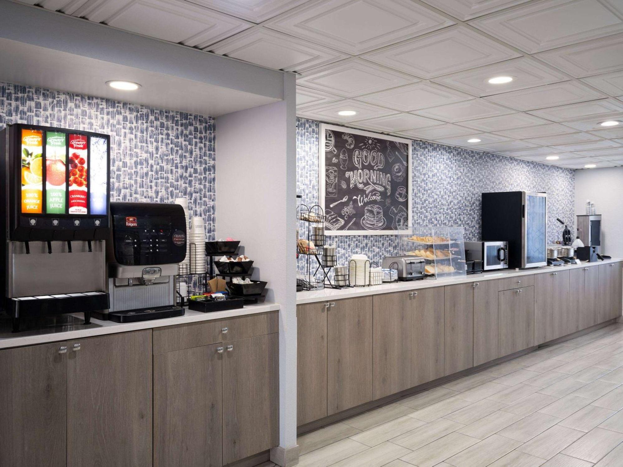 Americinn By Wyndham Woodstock Il מראה חיצוני תמונה