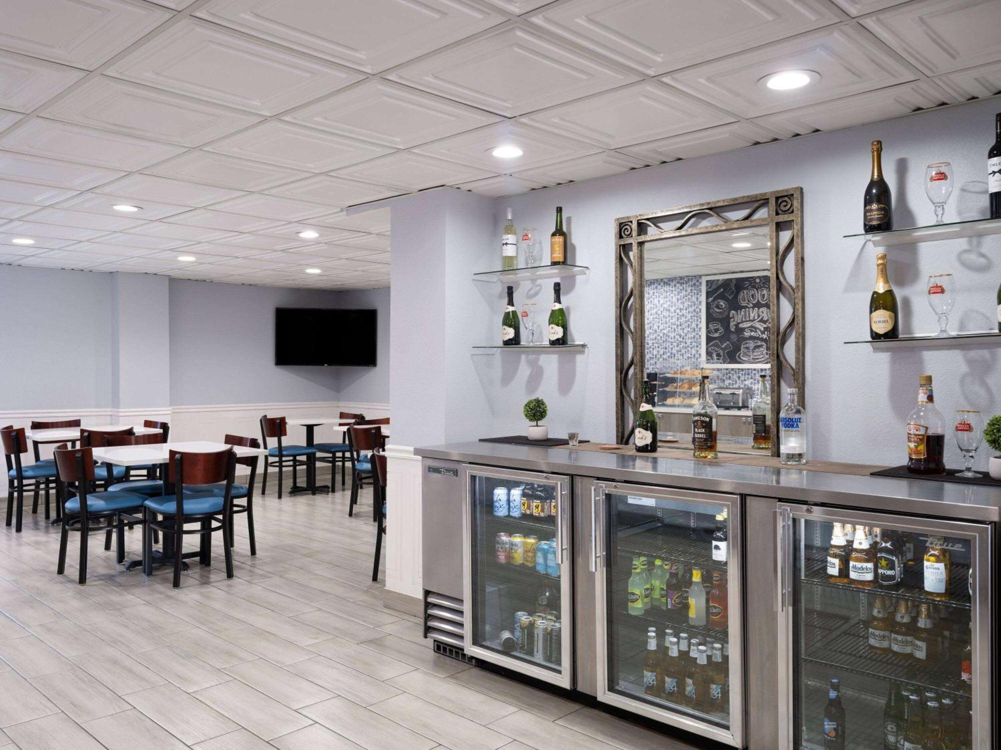 Americinn By Wyndham Woodstock Il מראה חיצוני תמונה
