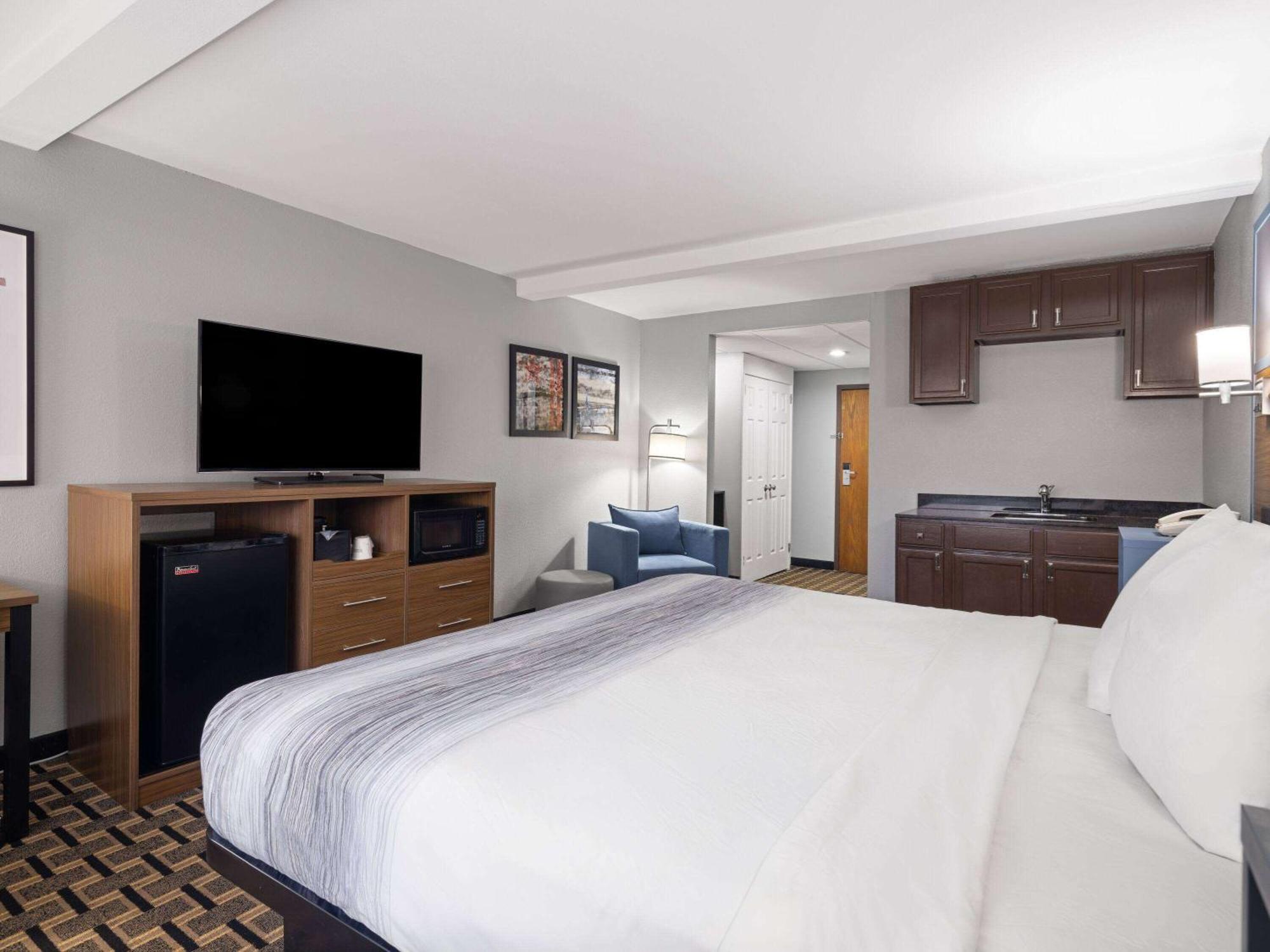 Americinn By Wyndham Woodstock Il מראה חיצוני תמונה