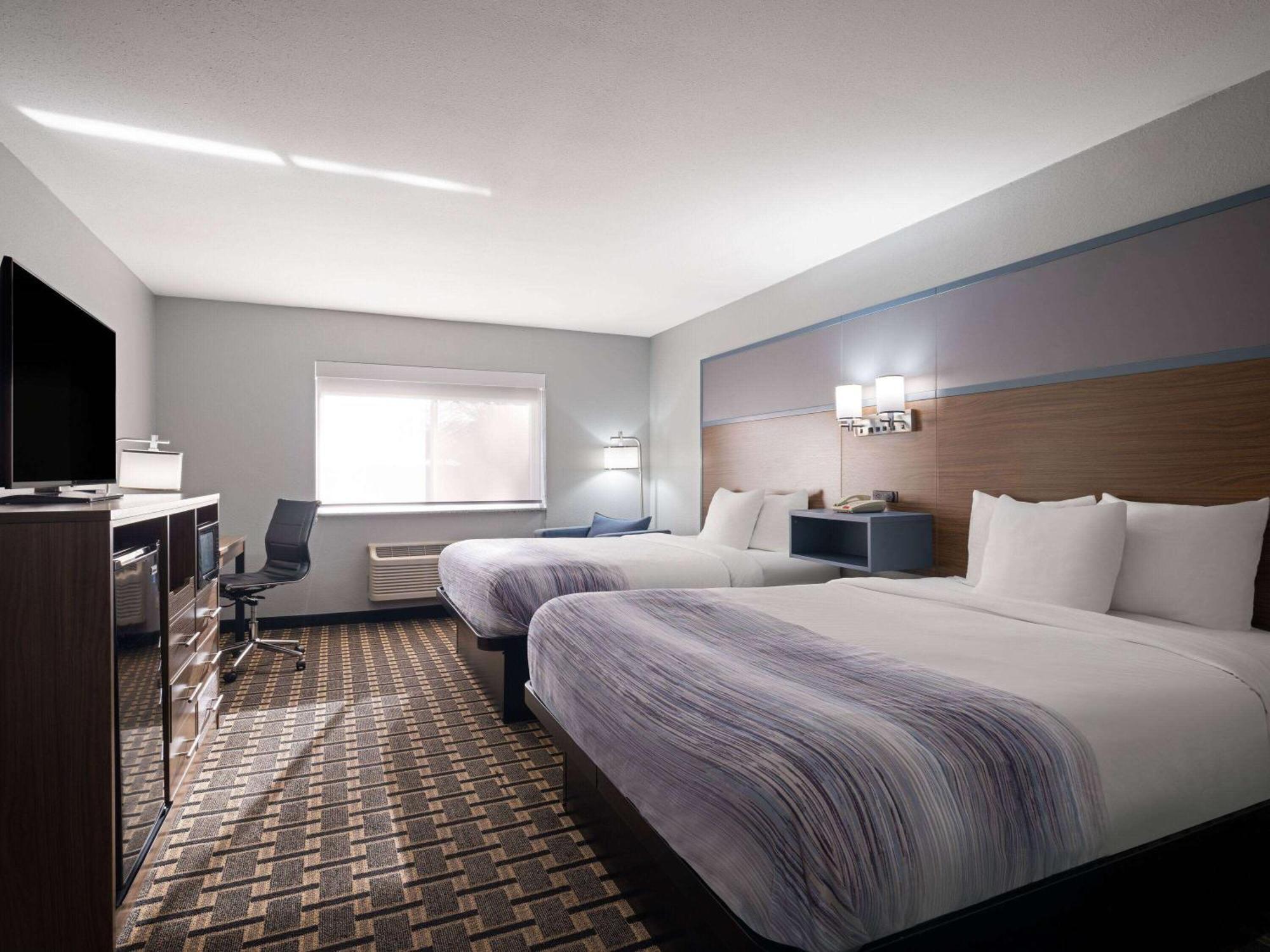 Americinn By Wyndham Woodstock Il מראה חיצוני תמונה