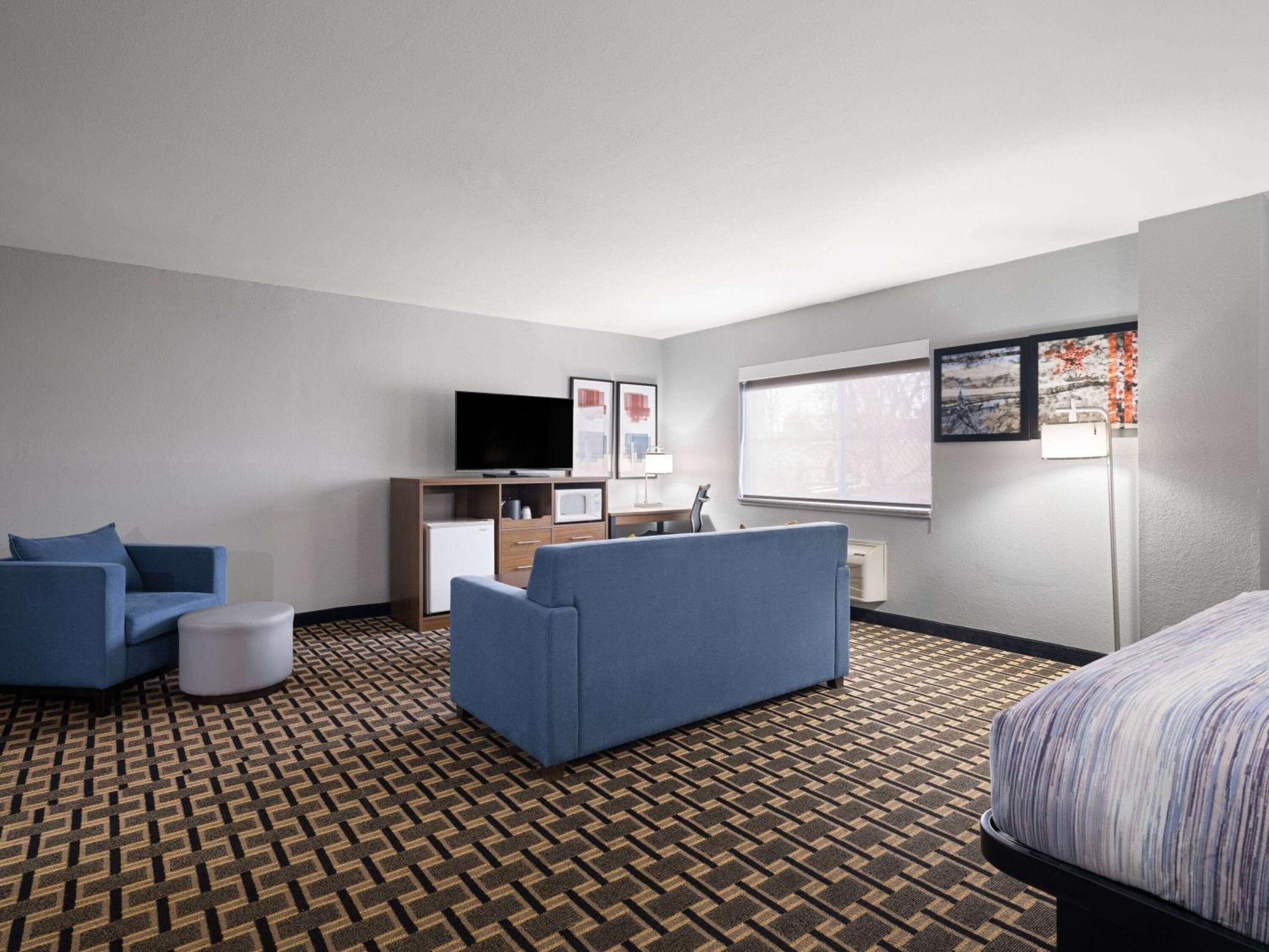 Americinn By Wyndham Woodstock Il מראה חיצוני תמונה