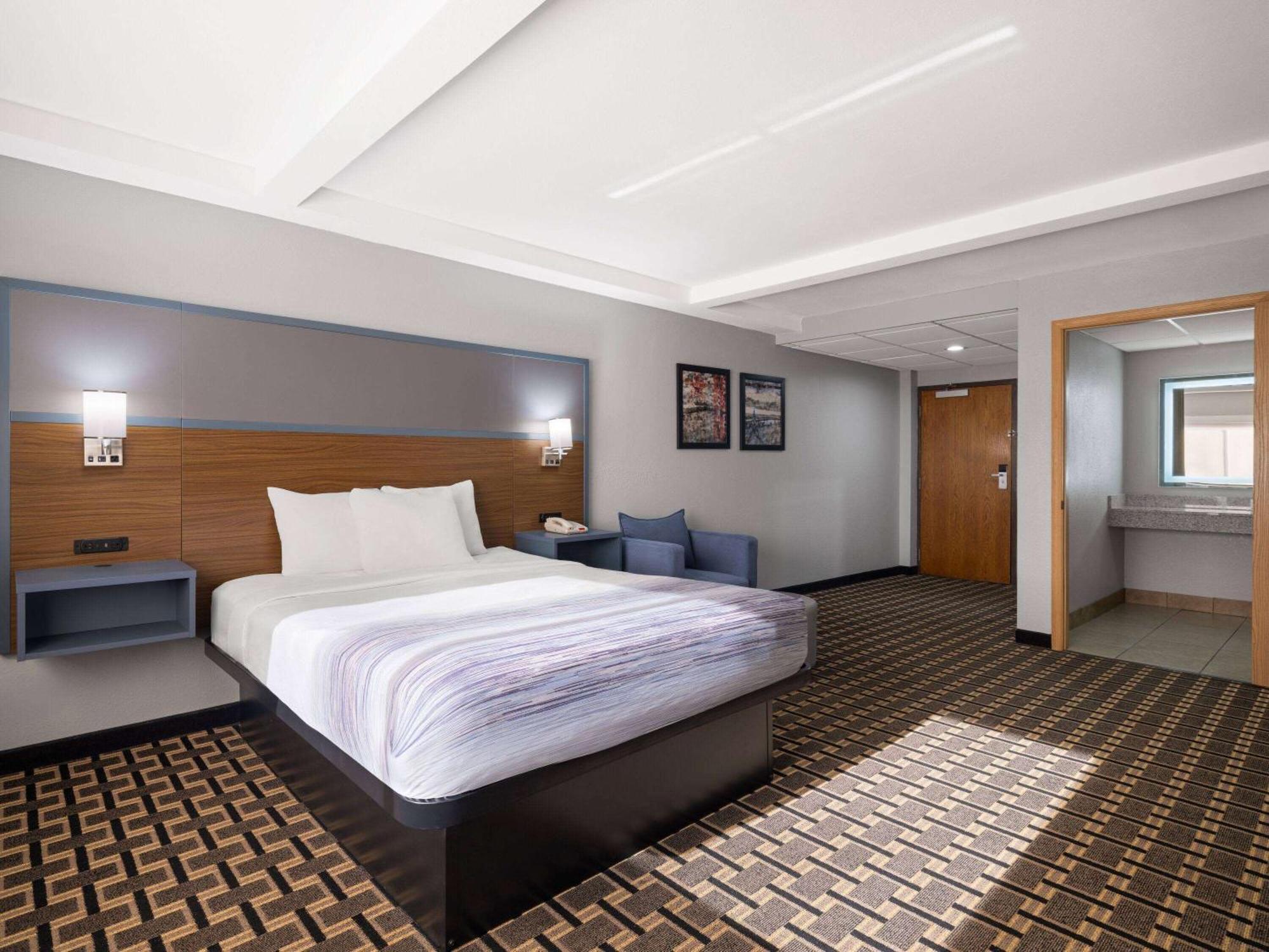 Americinn By Wyndham Woodstock Il מראה חיצוני תמונה