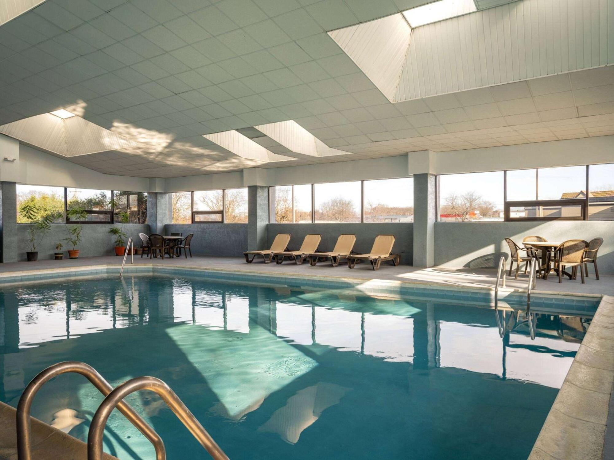 Americinn By Wyndham Woodstock Il מראה חיצוני תמונה