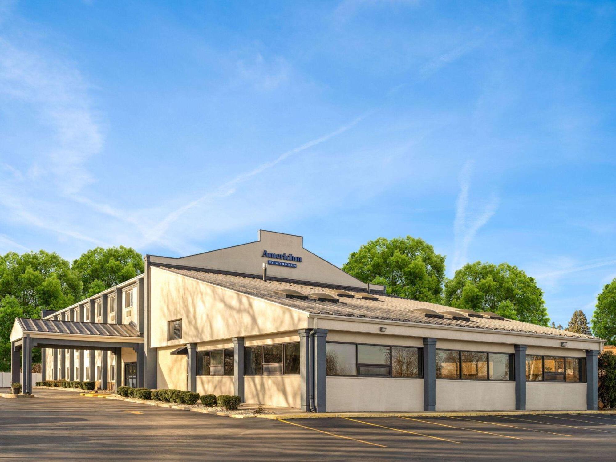 Americinn By Wyndham Woodstock Il מראה חיצוני תמונה